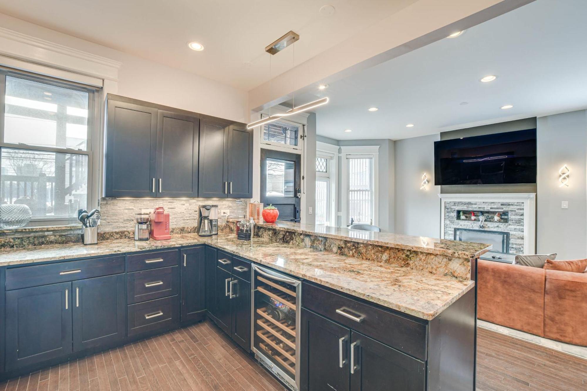 Spacious Condo With Deck About 3 Mi To Downtown Chicago! Exteriér fotografie